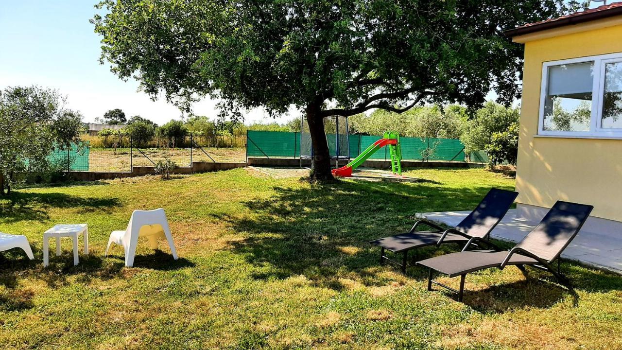 Holiday House Romi Пула Екстер'єр фото